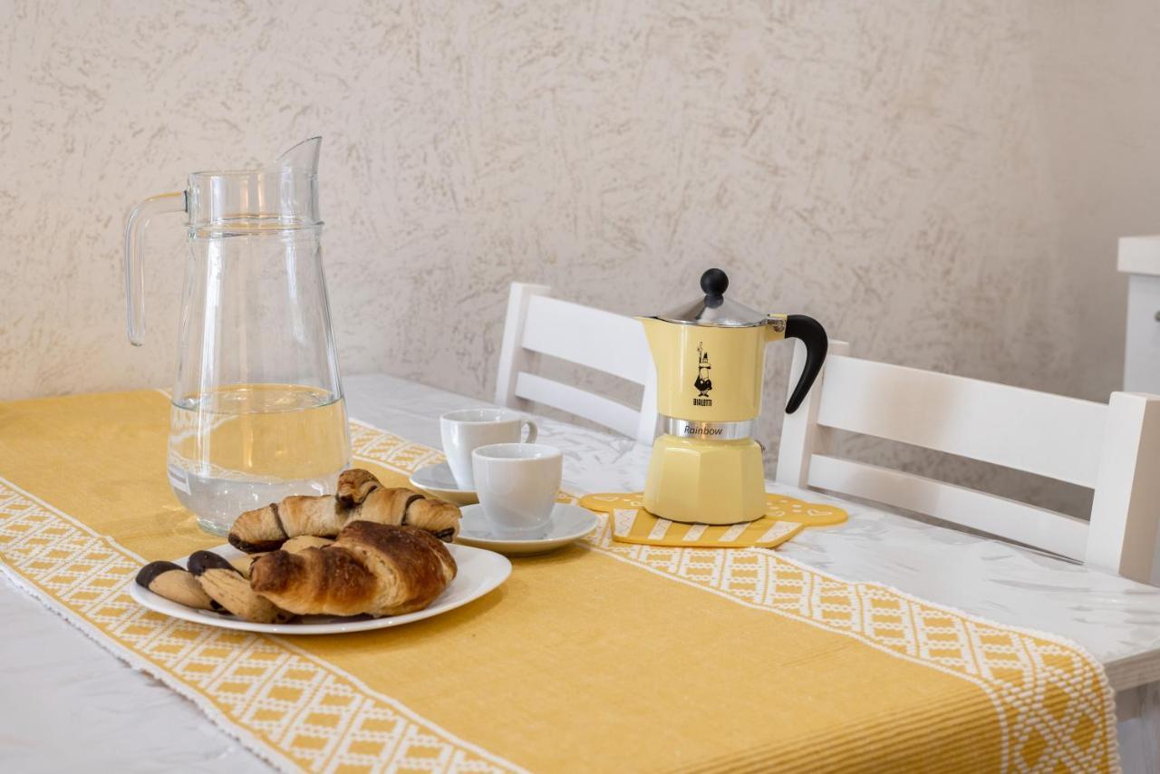 Yhellow Home Comfy Apartment 바리 외부 사진